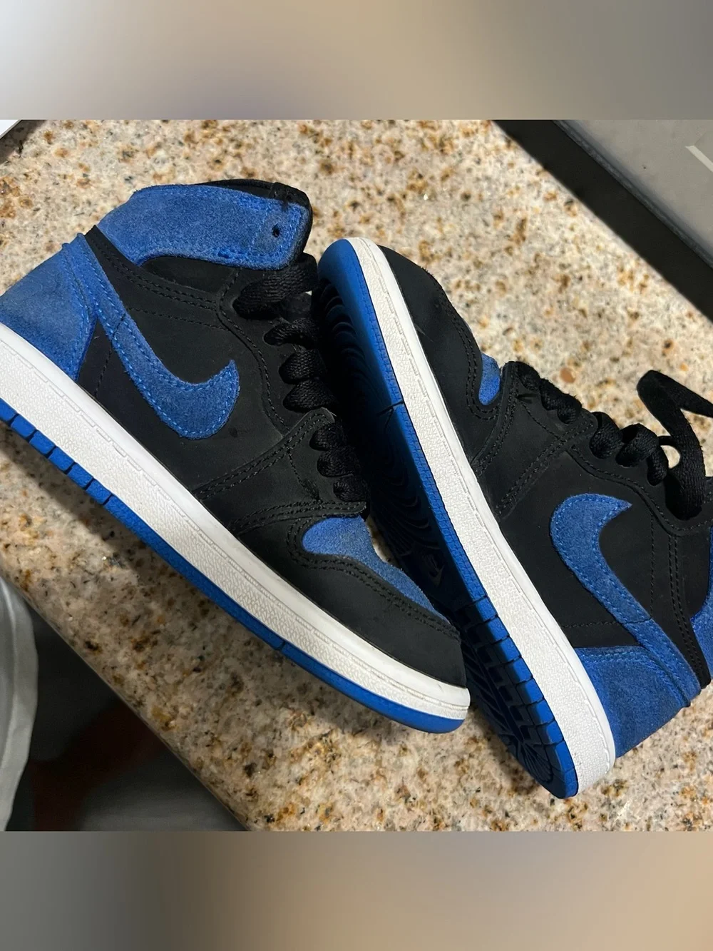 Nike Air Jordan 1 Retro High Sneakers in Black & Blue Suede